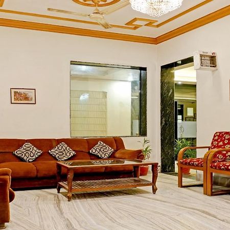 Treebo Trend Gupta Inn Varanasi Luaran gambar