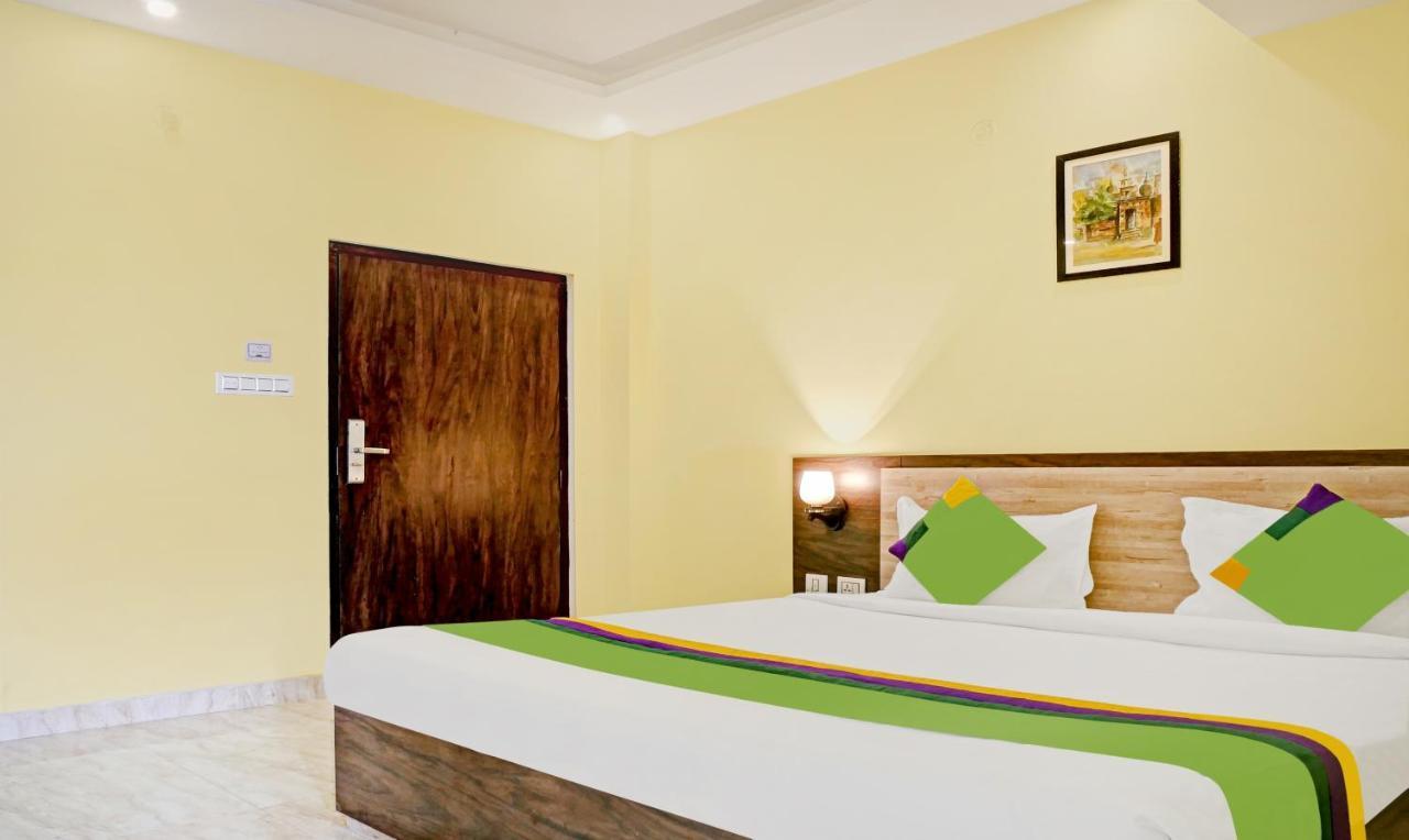 Treebo Trend Gupta Inn Varanasi Luaran gambar