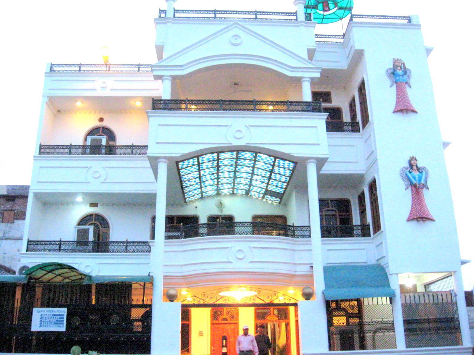 Treebo Trend Gupta Inn Varanasi Luaran gambar